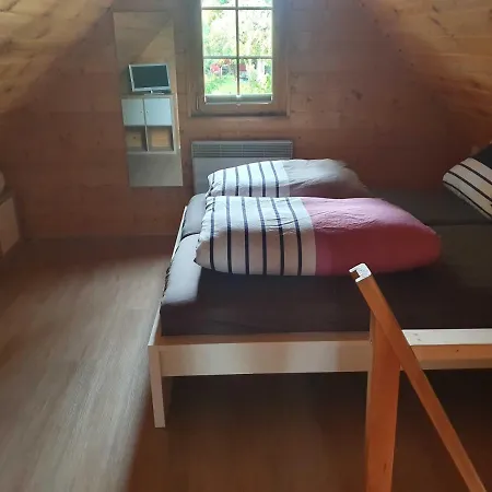 Blockhaus Mit Fahrraedern